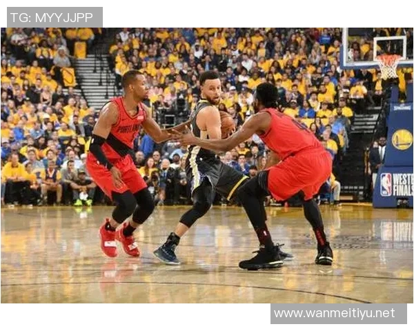 实时新闻深入分析北京篮球队包夹战术的特点与应用策略 实时新闻深入分析北京篮球队包夹战术的特点与应用策略